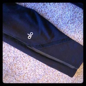 Alo gym leggings 🧘‍♂️🧘🏽‍♂️🧘🏿‍♂️🏋🏼‍♀️🥊